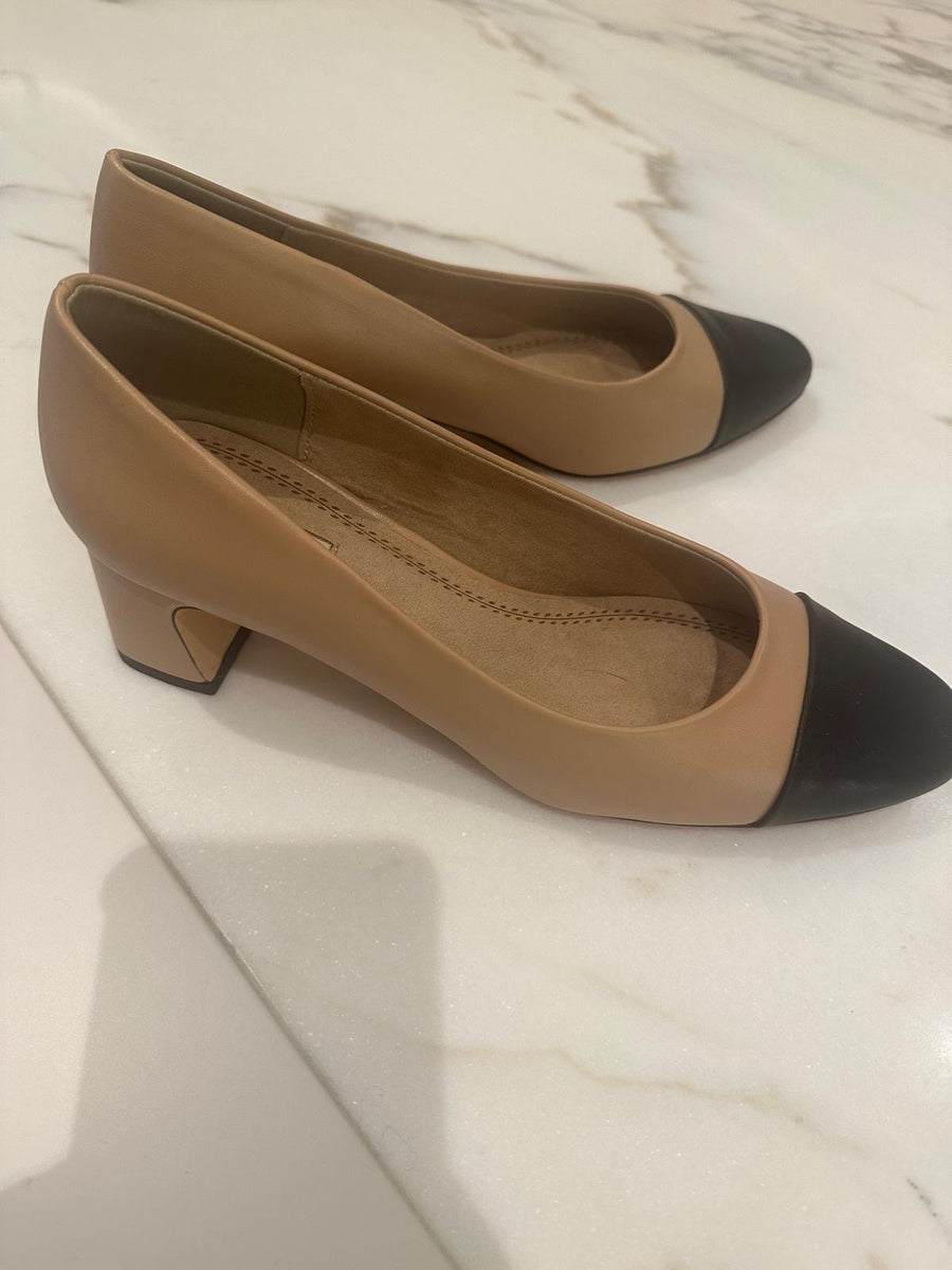 Esme pumps