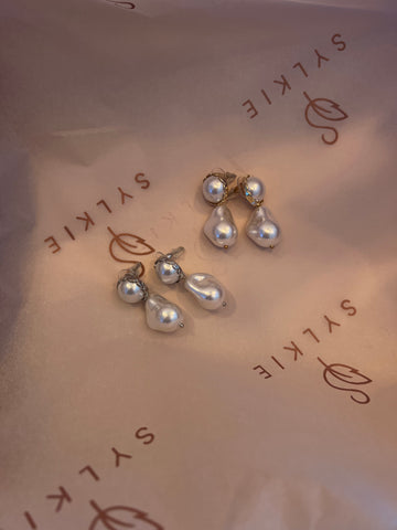 Diane Pearl earrings