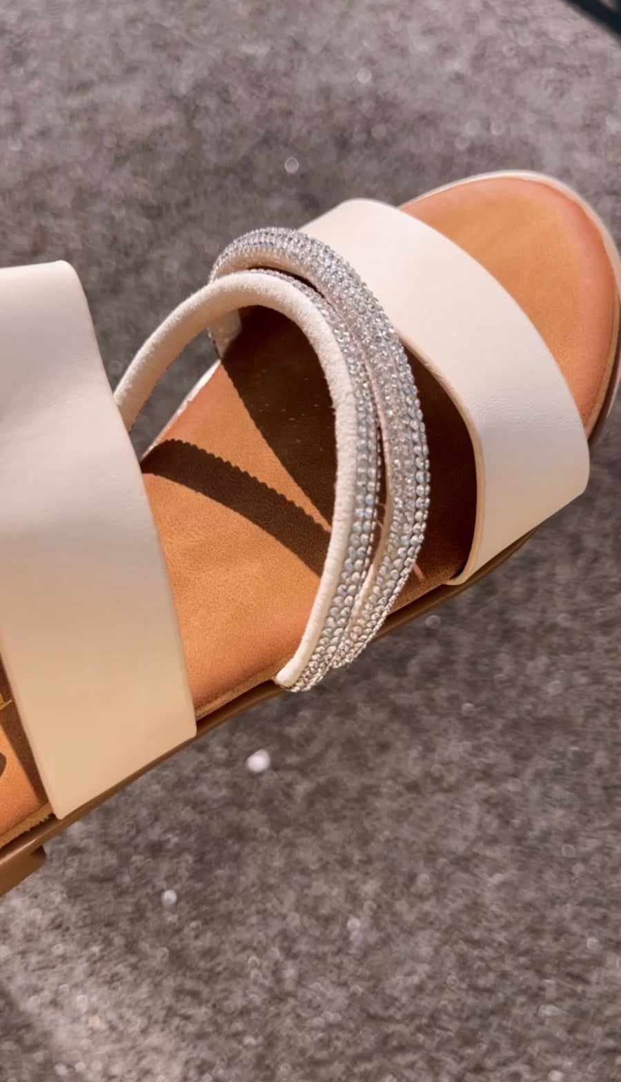 Rua sandal