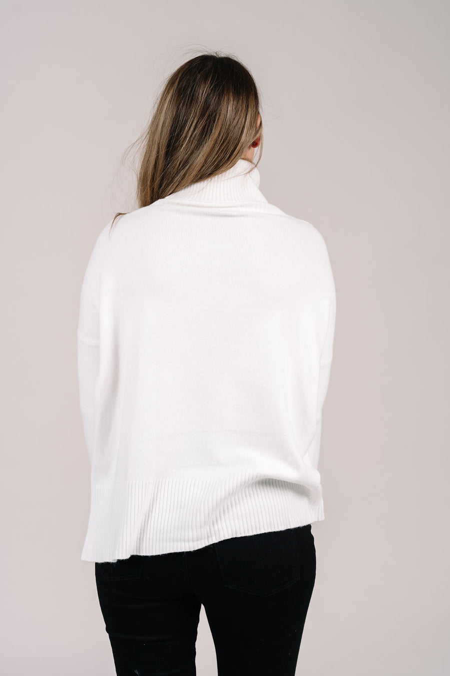 Joleen sweater